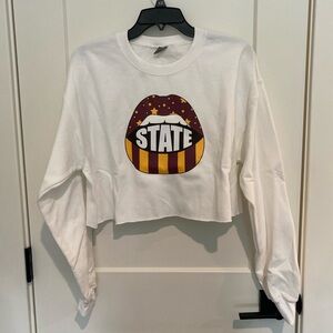 Gildan White Heavy Blend Cropped Sweatshirt